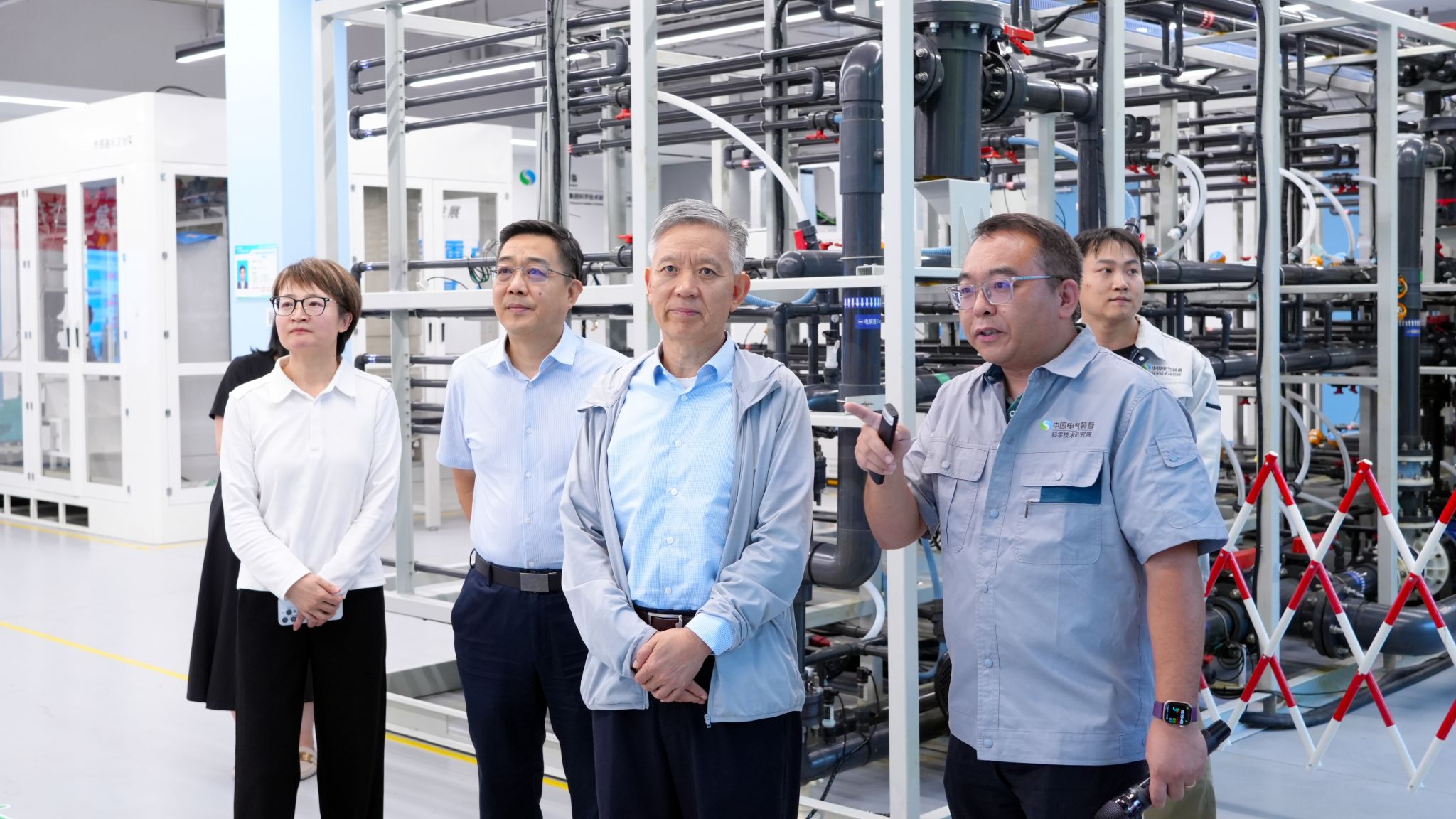 中國(guó)科學(xué)院院士陳維江一行到訪中國(guó)電氣裝備 共商電氣科技前沿技術(shù)開(kāi)發(fā)新篇章